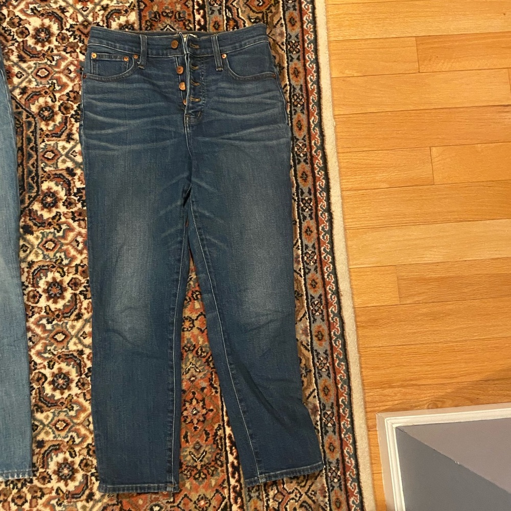 Size 26 Vintage Crop madewell jeans in a medium wash